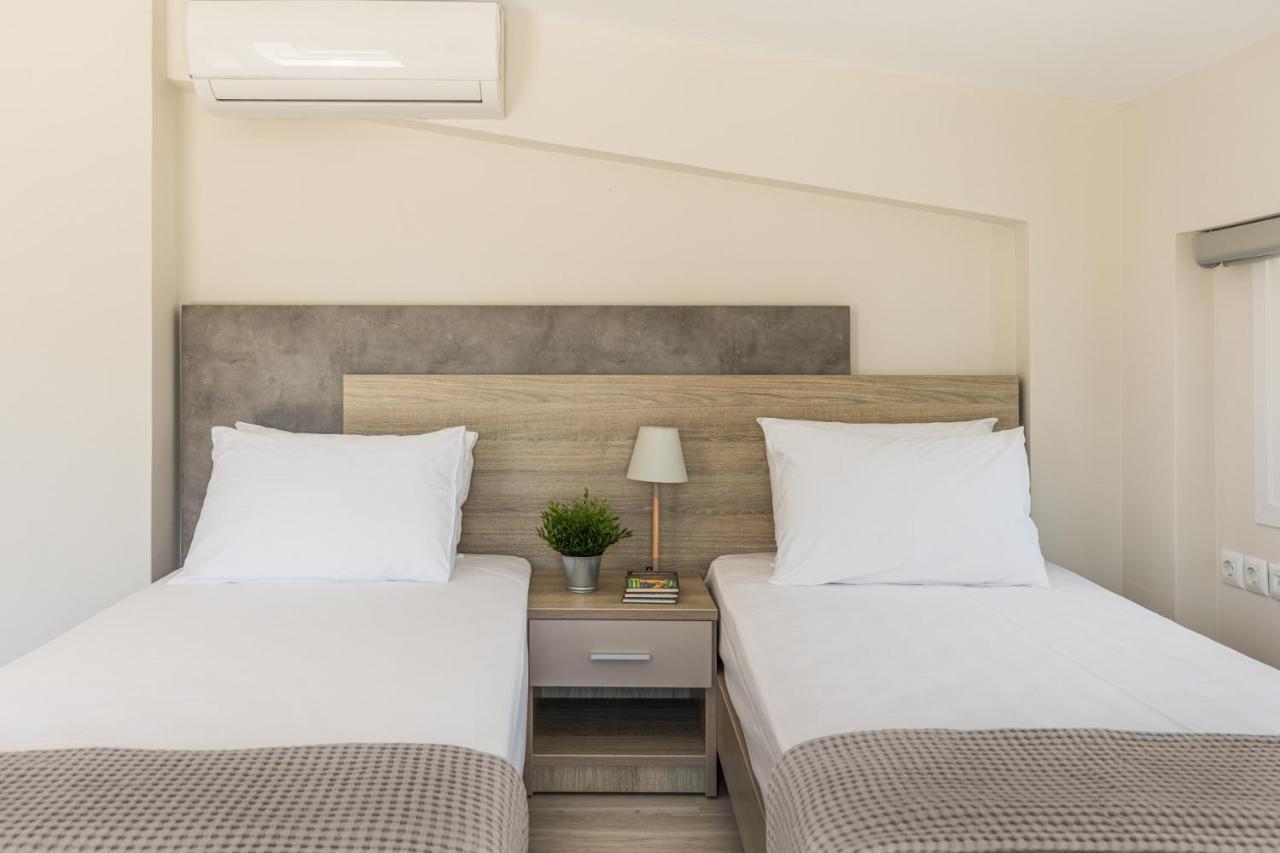 V Luxury Apartments Posidi Kültér fotó